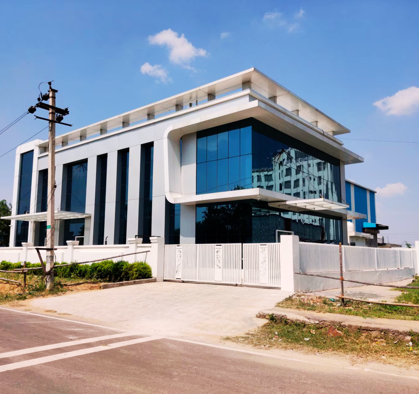 Invest in Industrial Buildings in Noida – High Returns & Strategic Location