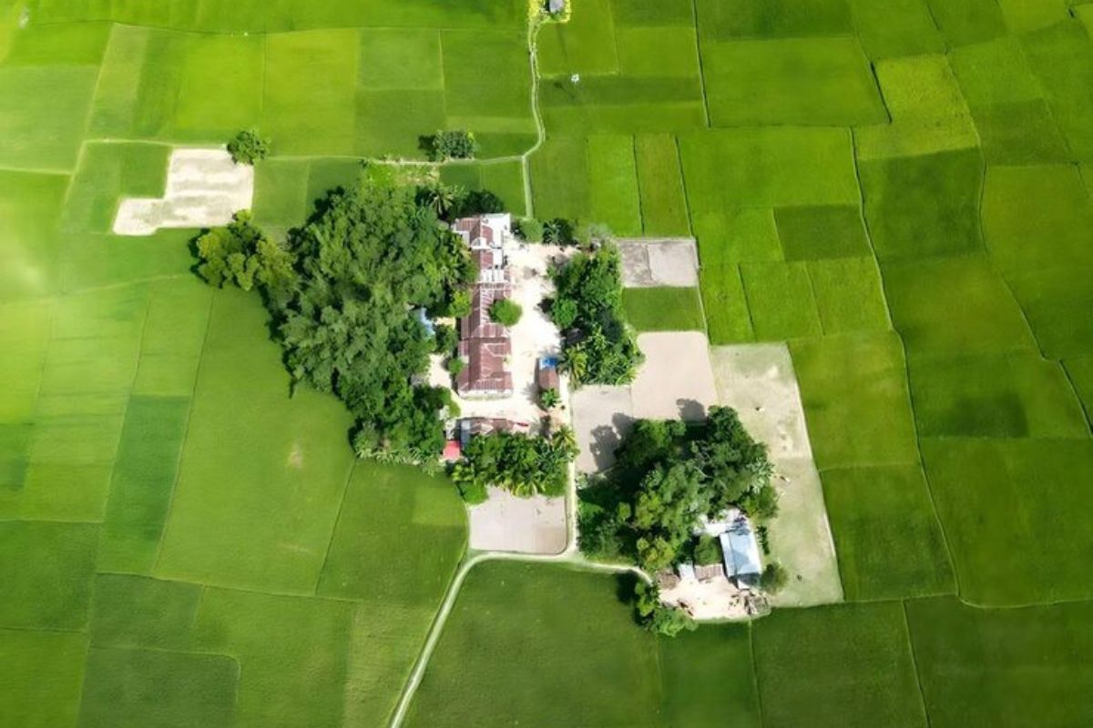 Park Facing Residential Plot