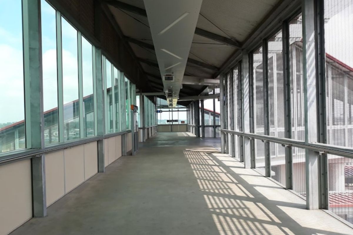 Industrial Building in Noida